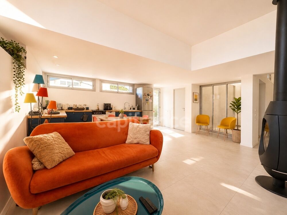 Maison d'architecte avec 3 chambres, toit terrasse, très belles prestations à vendre à Mauguio (34130)