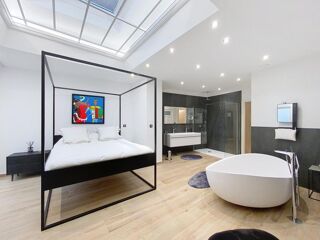  Maison  vendre 8 pices 260 m