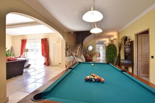  Maison à vendre 11 pièces 286 m²