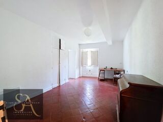  Immeuble � vendre 15 + pi�ces 1100 m�