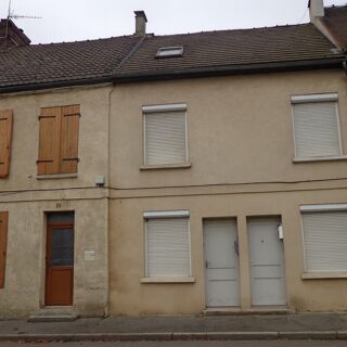  Immeuble  vendre 155 m Nanteuil le haudouin