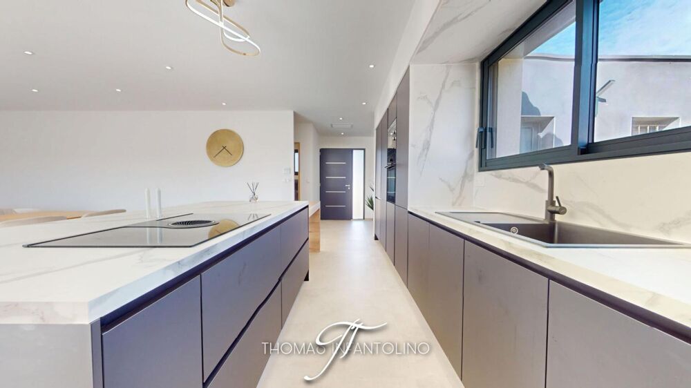 EN EXCLUSIVITE - PLAIN PIED - 4 CHAMBRES - PISCINE - GARAGE