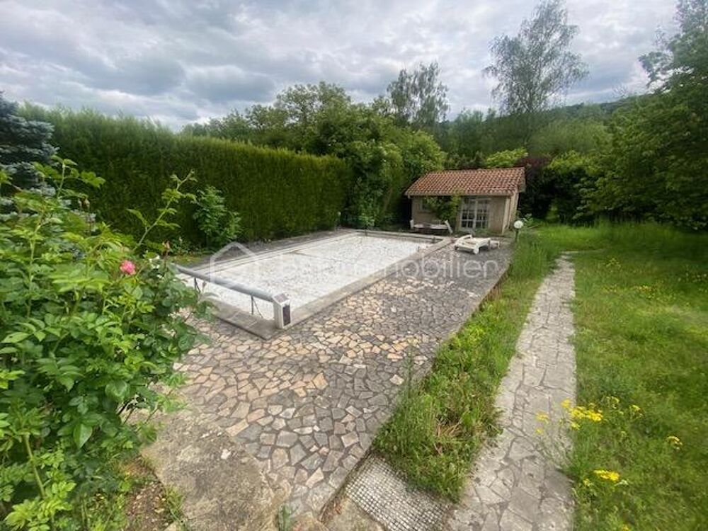 Demeure de caractère entre Metz et Nancy  Un véritable havre de paix