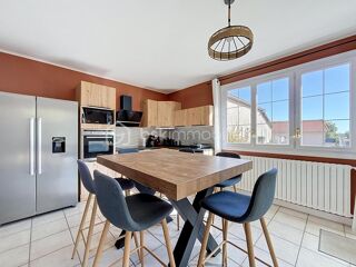  Immeuble à vendre 7 pièces 195 m²