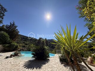  Maison � vendre 6 pi�ces 240 m�