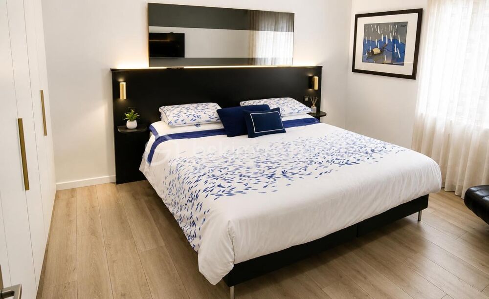 à vendre  Appartement Toulon (83000)