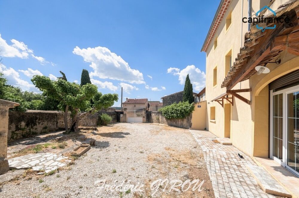 Maison de village rénovée 4/5 pièces 135m² LANCON de PROVENCE (13680) - vaste cour et grange en annexe
