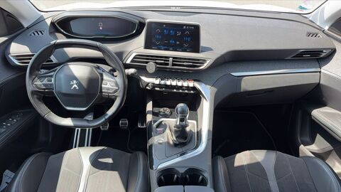 3008 II 1.2 PureTech 130 Crossway 2018 occasion 69003 Lyon