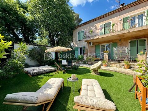   Villa � Mougins � visiter rapidement Maison - 12 pi�ce(s) - 260 m�