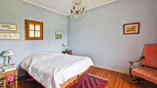  Maison à vendre 11 pièces 284 m²