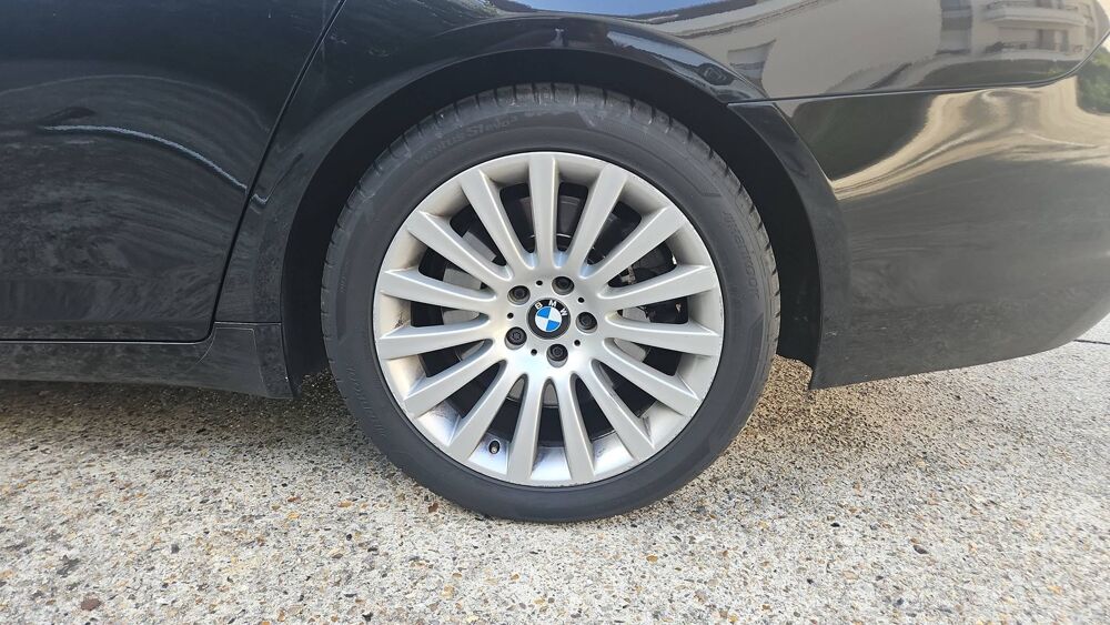 S&eacute;rie 7 750i xDrive 450 V8 BVA8 Luxe 2012 occasion 95280 Beaumont Sur Oise