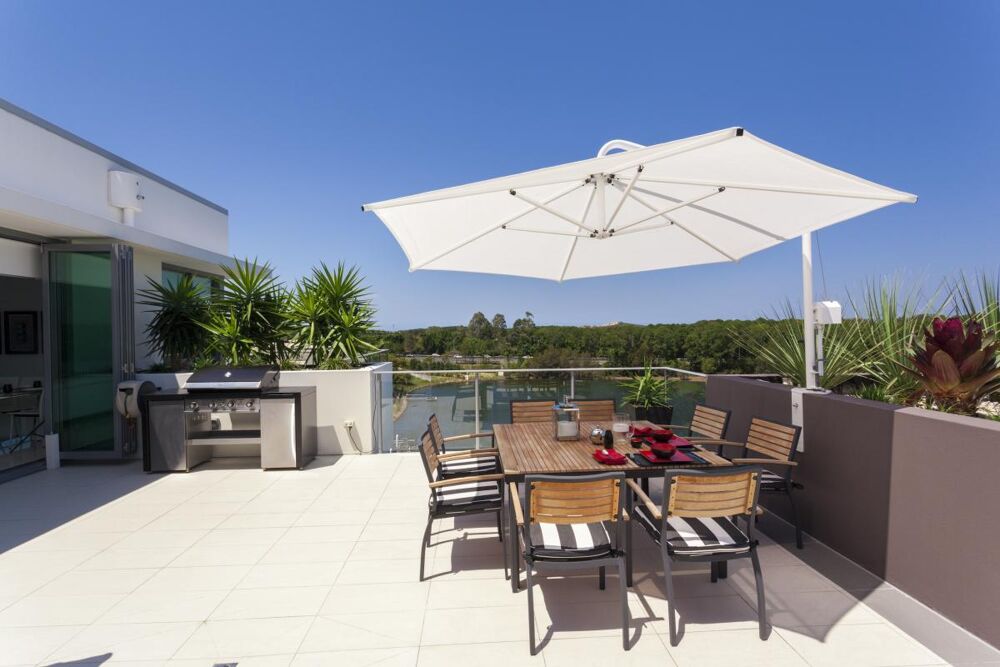 Vente Appartement **RETOUR DERNIER ETAGE 100m² TERRASSE Ligne 15 avec PARKINGS** Rueil malmaison