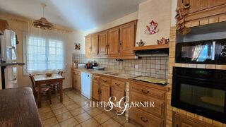  Propri�t�/ch�teau � vendre 6 pi�ces 180 m�