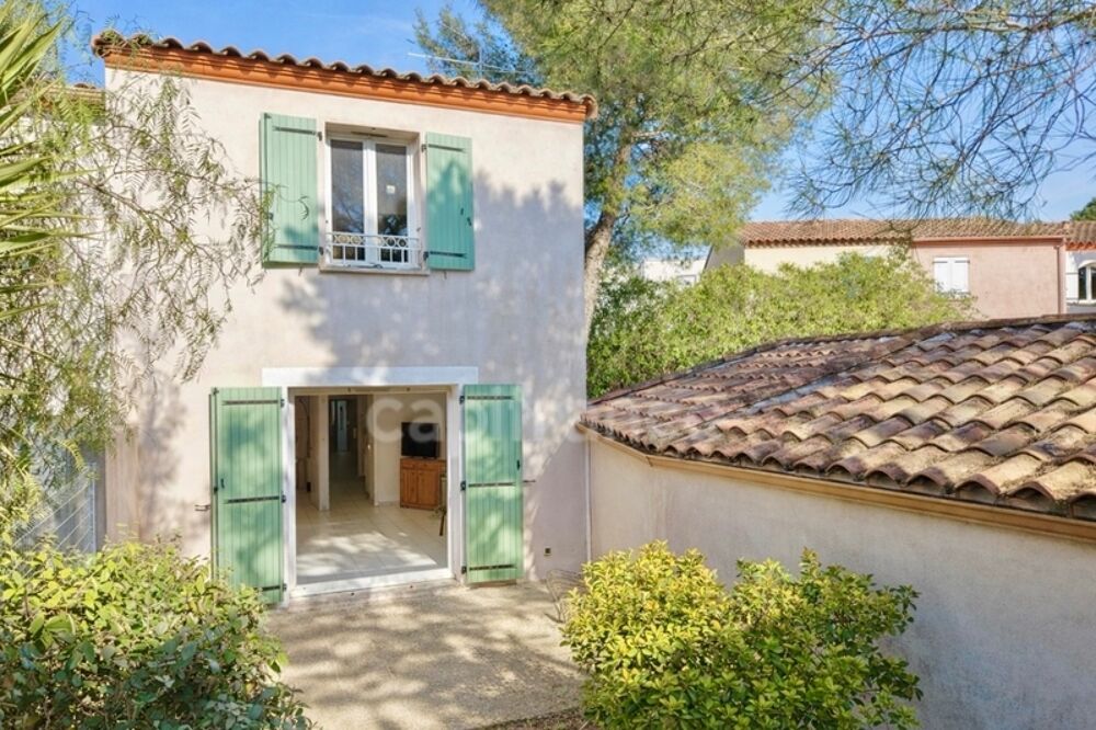 Maison 2 chambres avec terrasse, petit jardin et garage