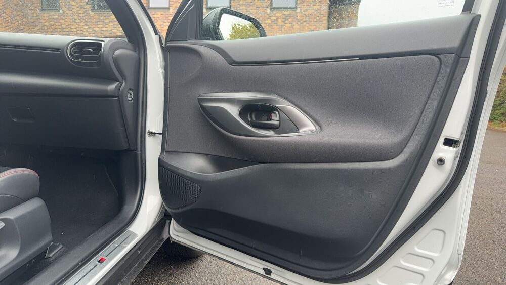 Yaris Cross 1.5 VVT-i 116 Hybrid E-CVT GR Sport 2022 occasion 91540 Mennecy