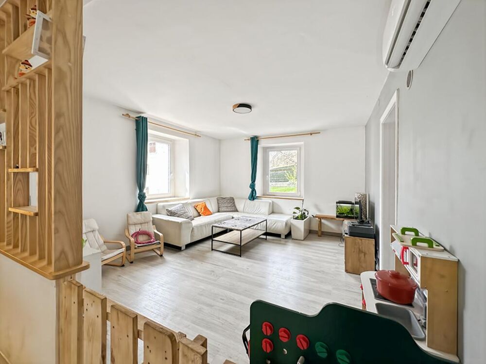 Vente Maison Maison Saint-Amarin 6 pièces, 165 m2, terrain 5,32 ares Saint amarin