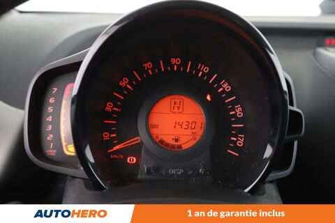 Aygo 1.0 VVT-i X-Play X-Shift 5P 69 ch 2015 occasion 92130 Issy-les-Moulineaux