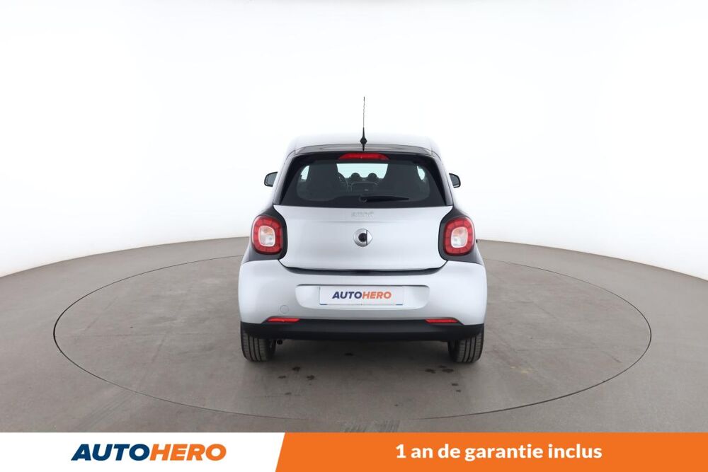 ForFour 0.9 Passion Twinamic 90 ch 2019 occasion 92130 Issy-les-Moulineaux