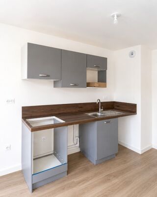  Appartement à louer 3 pièces 64 m²