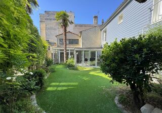  Maison à vendre 11 pièces 256 m²