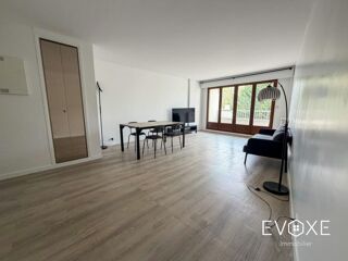  Appartement à louer 4 pièces 80 m²