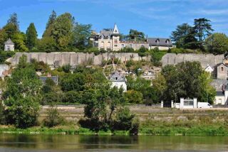  Propri�t�/ch�teau � vendre 15 + pi�ces 1800 m�