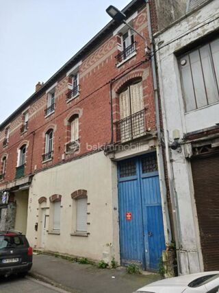 Immeuble à vendre 6 pièces 240 m²