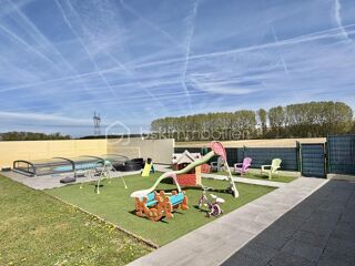  Maison à vendre 10 pièces 245 m²