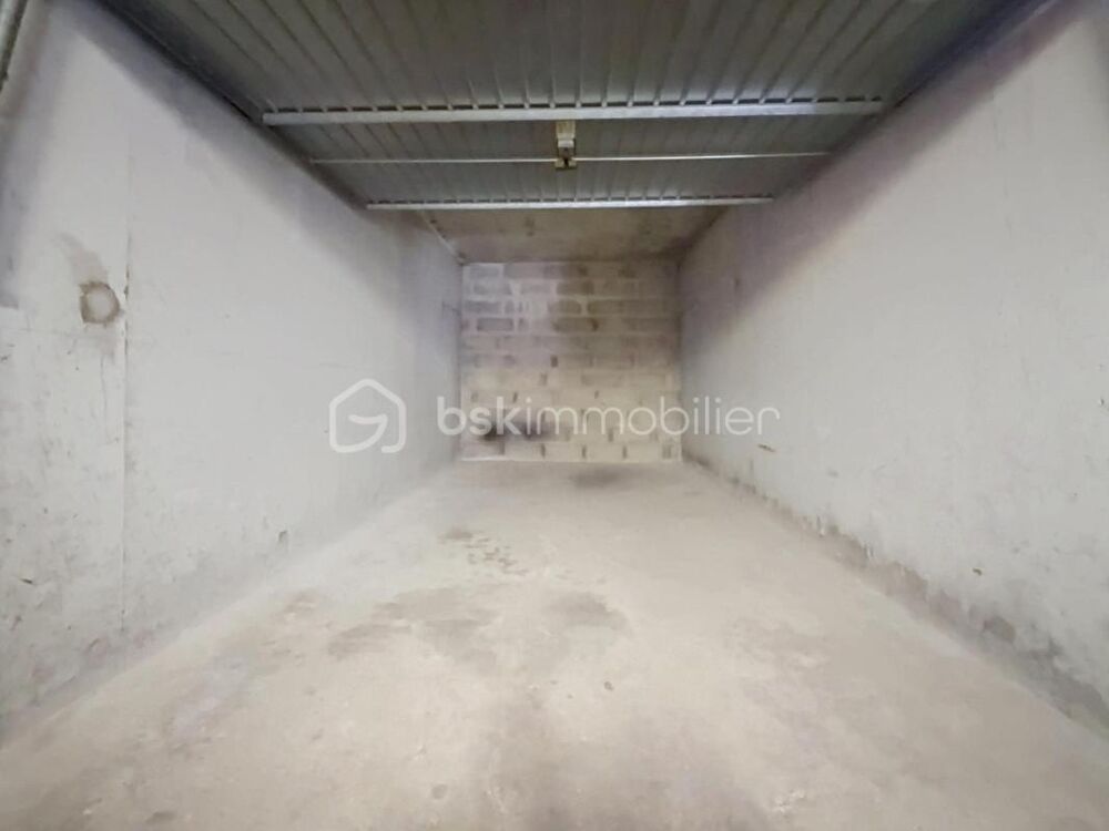 Vente Parking/Garage GARAGE EN SOUS-SOL Caen