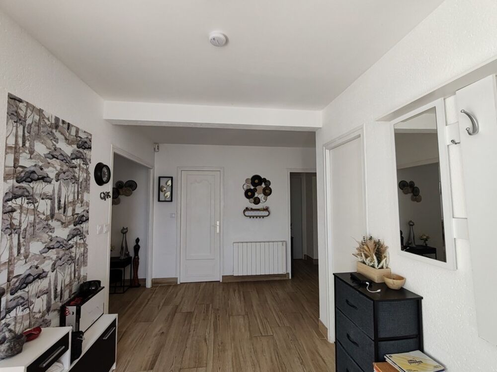 Maison à vendre 13 pièces TREIZE SEPTIERS (85)