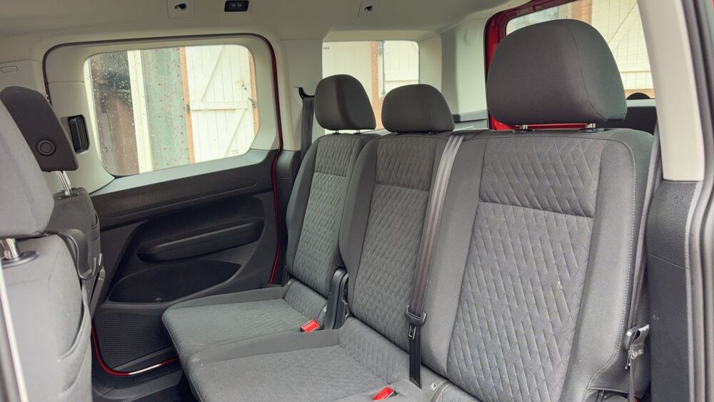 Caddy 2.0 TDI 122 DSG7 Life - 5 places Entretien constructeur 2021 occasion 38150 Roussillon
