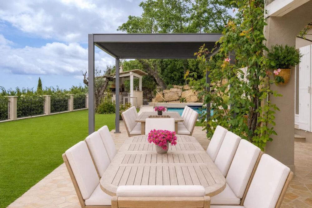 Maison de 6 pièces de 256 m² à Le Bar-sur-Loup