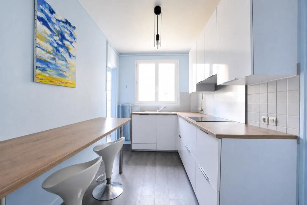 Grand appartement de 4 pièces (2 chambres) de 92 m² à Deuil-la-Barre