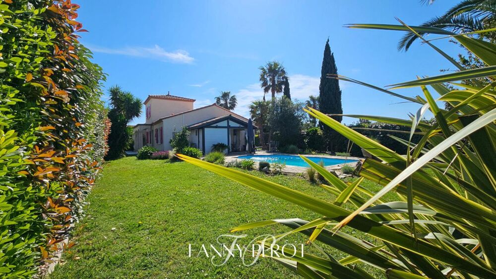 A Saint-Cyprien, maison 4 faces de 120m² sur une parcelle de 838m² avec piscine et garage