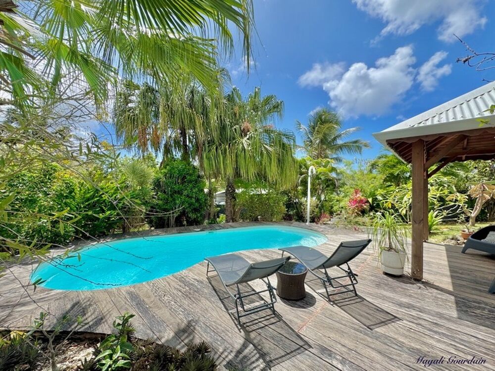 Vente Propriété/Château A VENDRE - PROPRIÉTÉ AVEC FORT POTENTIEL LOCATIF – SAINT-FRANÇOIS Saint francois