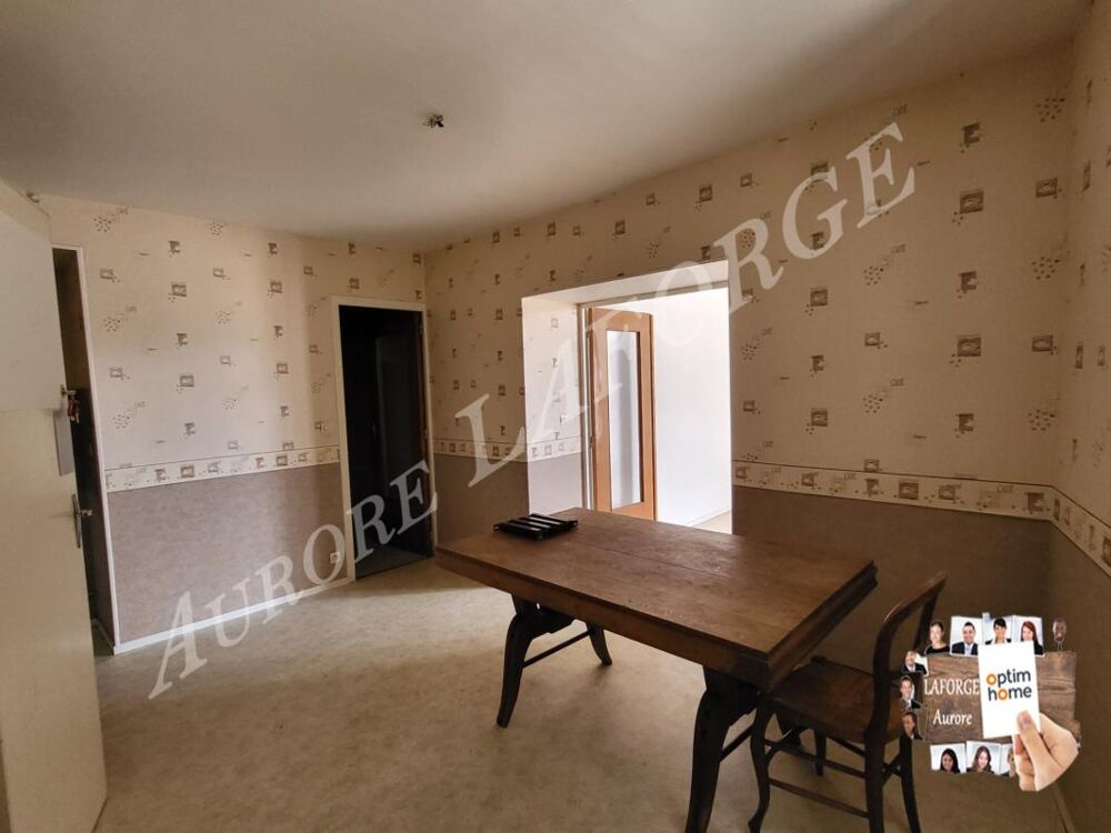 Vente Appartement Appartement à vendre 8 pièces LE BLANC (36),20min de Saint Savin(86),1h de Chatellerault(86)et 1h de Chateauroux (36) Le blanc