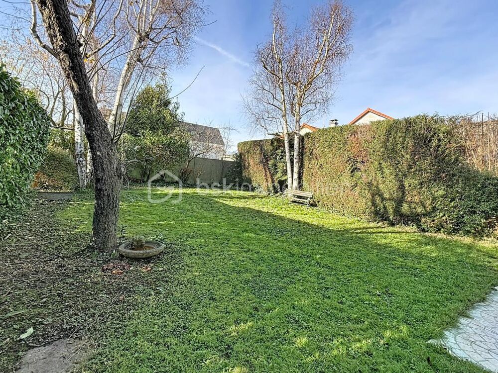 Vente Maison Maison familiale 11 pièces – Terrasse & jardin Ouest – 7 chambres + bureau – Garage Aulnay sous bois