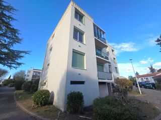  Appartement  vendre 4 pices 77 m