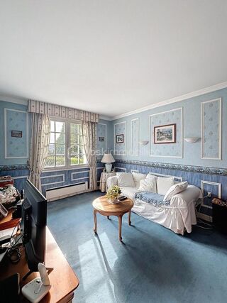  Propriété/château à vendre 7 pièces 265 m²