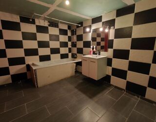 Vente Maison 29520 Laz maison 6 chambres, beaux volumes sans jardin Laz