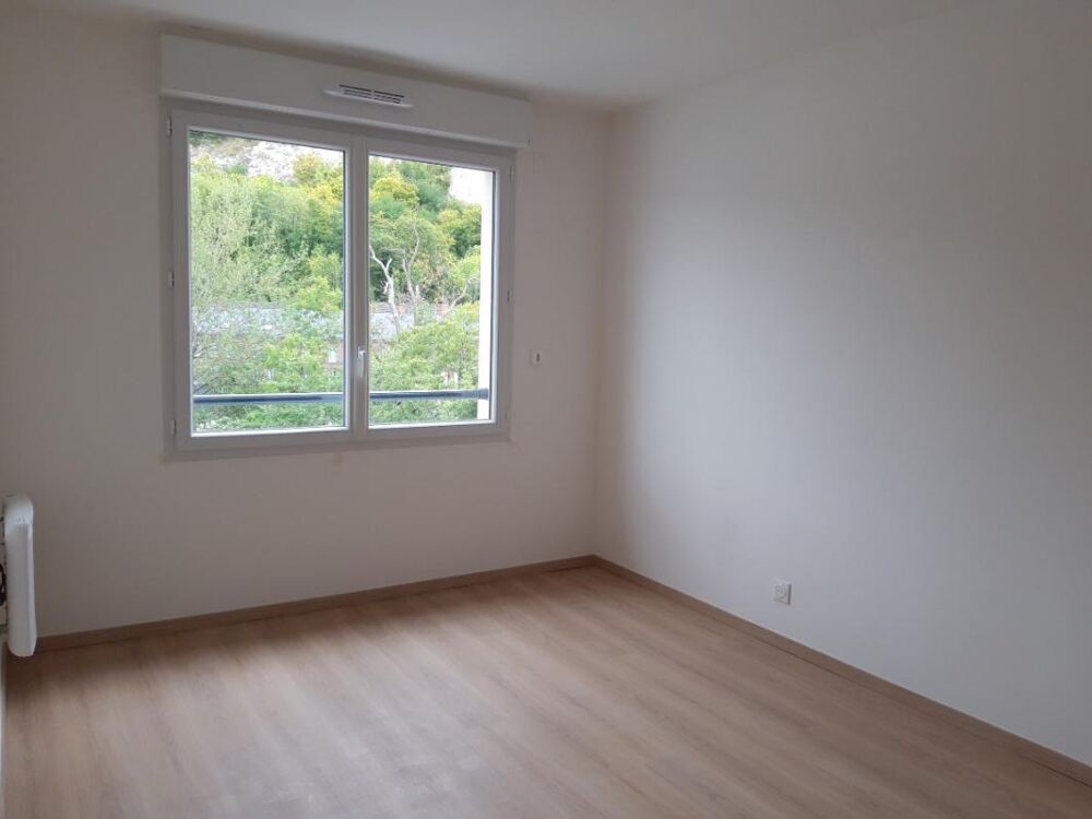 Location Appartement T2 avec balcon et parking à ST LEGER DU BOURG DENIS Saint leger du bourg denis