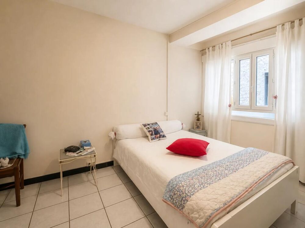 Vente Maison Immeuble de 9 pièces de 180 m² à Béziers Beziers