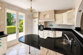  Maison à vendre 6 pièces 187 m²