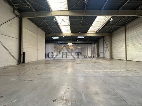 A LOUER ENTREPOT 2816M&sup2; LISSES 20000 91090 Lisses