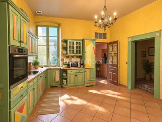 Vente Appartement APPARTEMENT 154M2 CENTRE VILLE D'ANNECY AVEC COUR EXTÉRIEUR Annecy