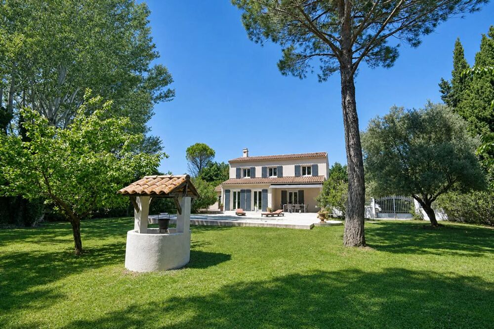 VEDENE VILLA DE STANDING PLEINE DE LUMIERE