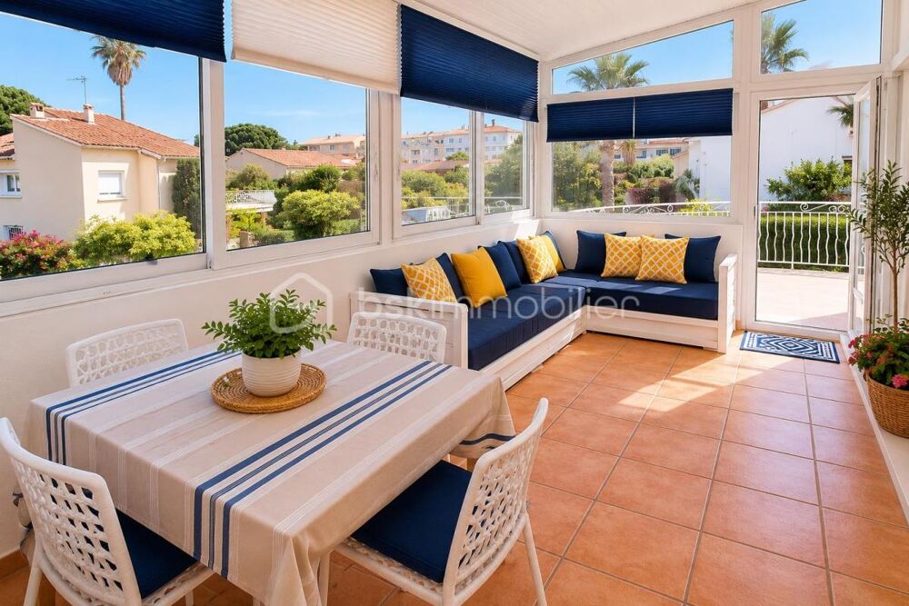 à vendre  Propriété/château Hyères (83400)