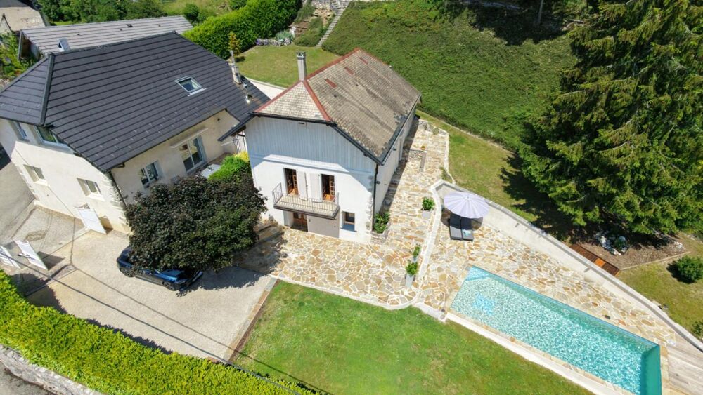 Vente Maison Proche Chambéry ! Propriété de charme, avec piscine et gîte, composée de deux maisons indépendantes sur 2800m2 de terrain Verel pragondran