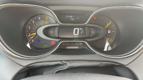 Captur 1.5 dCi 90 EDC6 Helly Hansen 2015 occasion 77160 Saint Hilliers