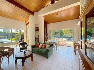  Villa à vendre 6 pièces 155 m²